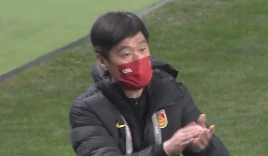 此外，;甜茶蒂莫西;柴勒梅德的表演与汉斯;季默的配乐也得到一致好评